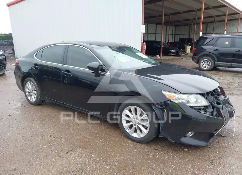 2014 Lexus ES300 photo