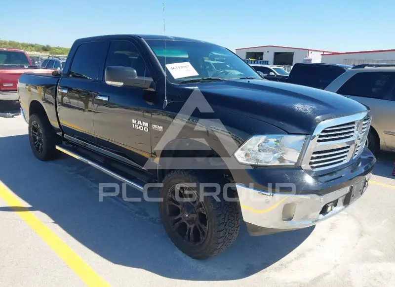 2014 RAM 1500 photo