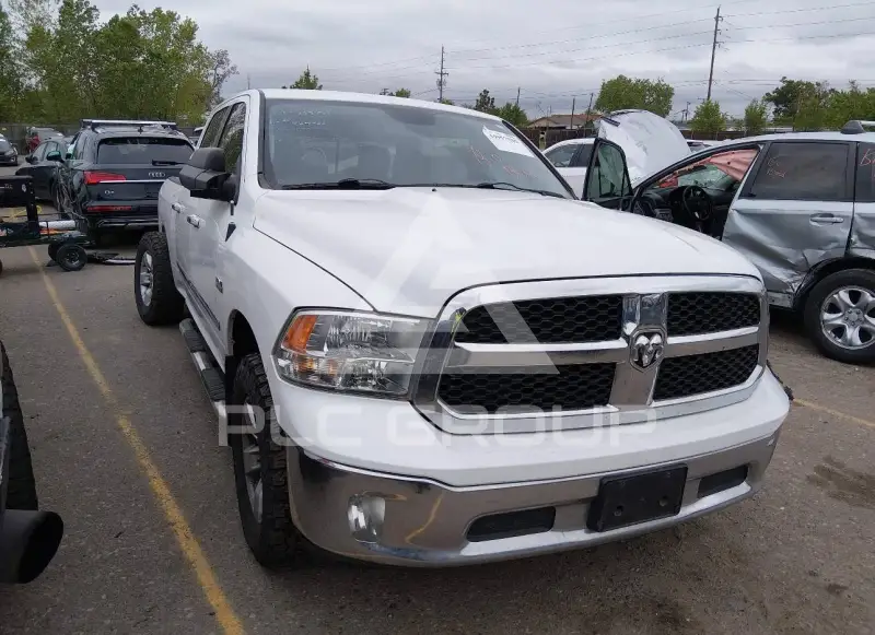 2014 RAM 1500 фото