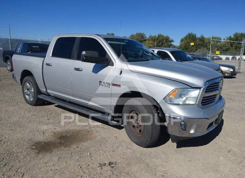 2014 RAM 1500 photo