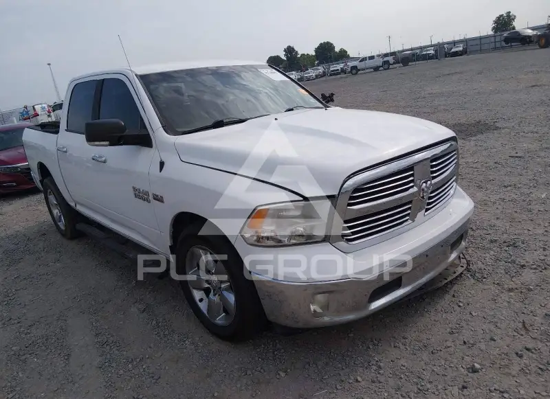 2014 RAM 1500 photo