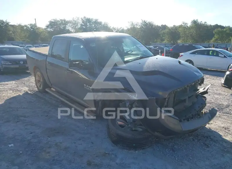 2014 RAM 1500 photo