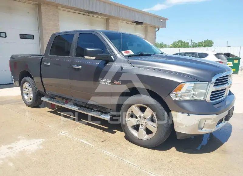 2014 RAM 1500 photo