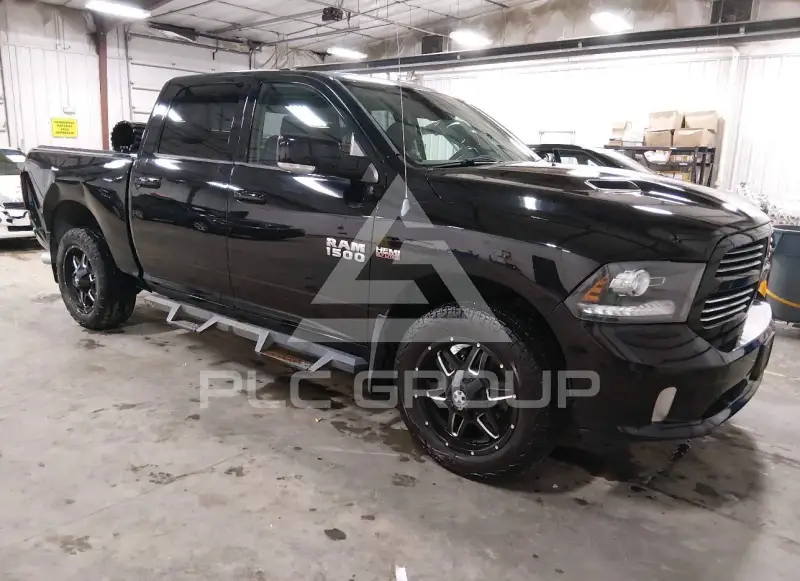 2014 RAM 1500 photo