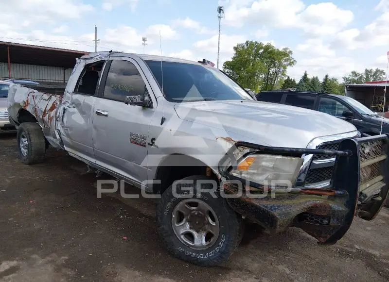2014 RAM 2500 photo