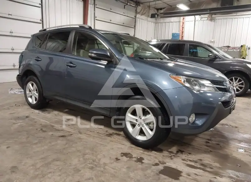 2014 Toyota RAV4 фото