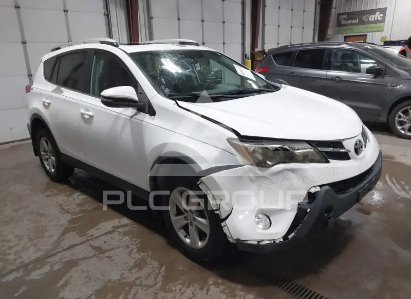 2014 Toyota RAV4 photo
