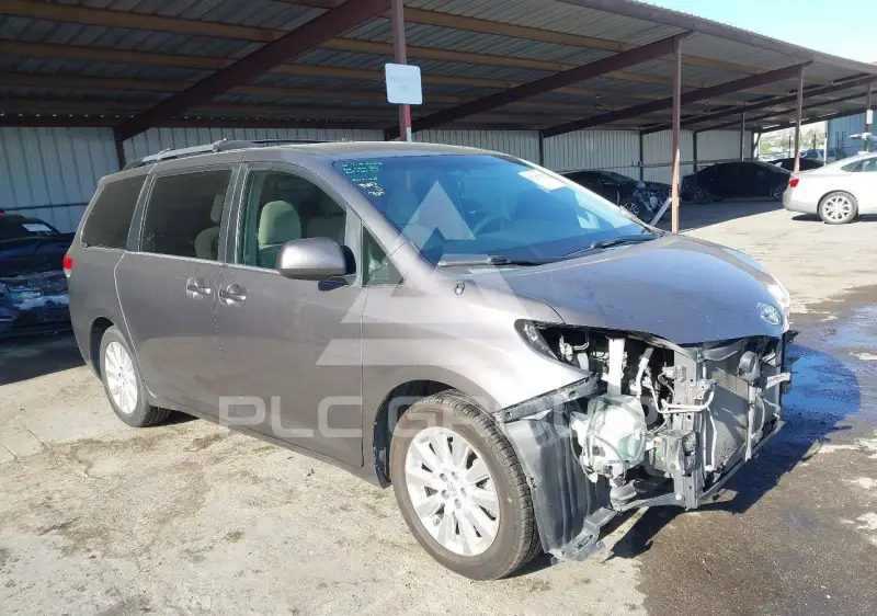 2014 Toyota SIENNA фото