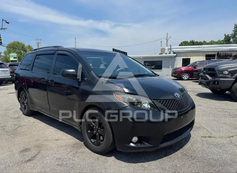 2014 Toyota SIENNA фото