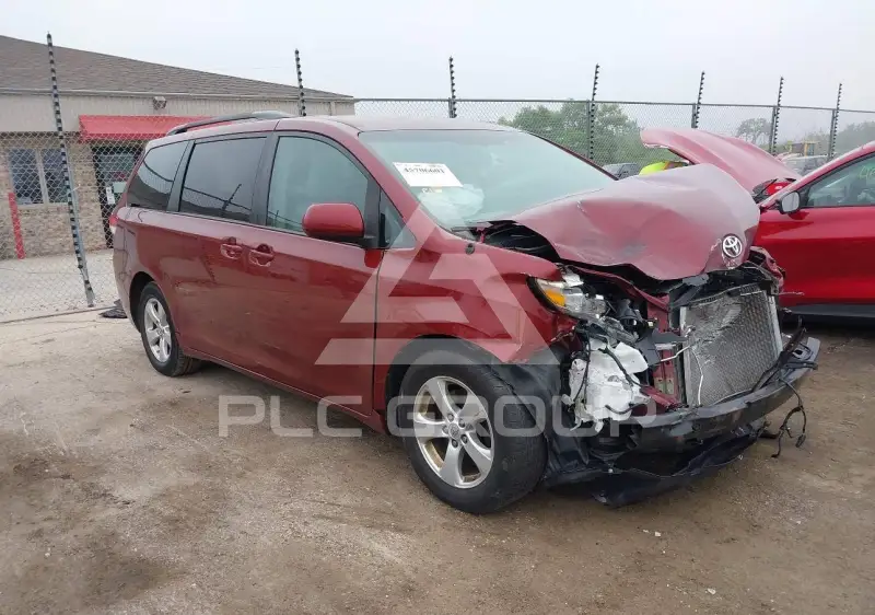 2014 Toyota SIENNA фото