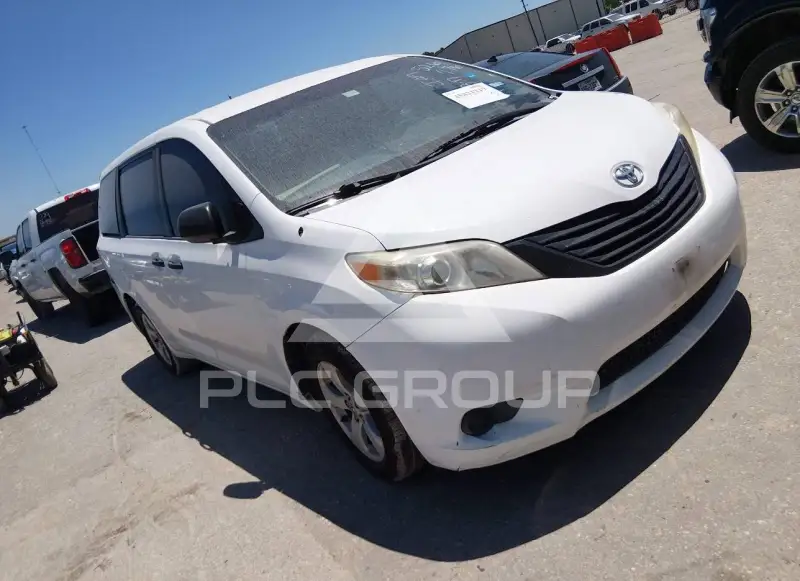 2014 Toyota SIENNA фото
