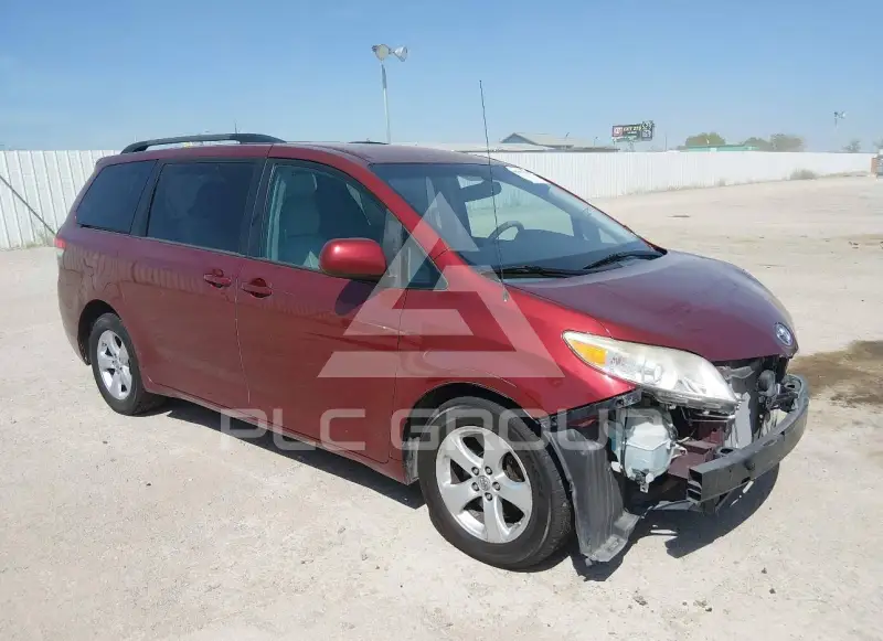 2014 Toyota SIENNA фото