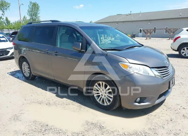 2014 Toyota SIENNA фото