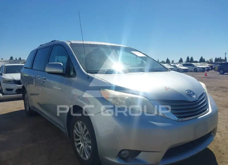 2014 Toyota SIENNA фото