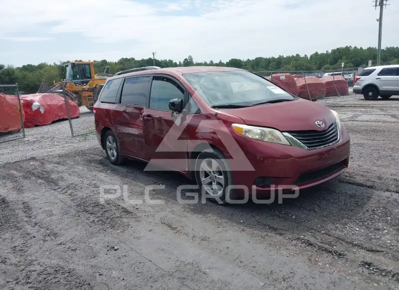 2014 Toyota SIENNA фото