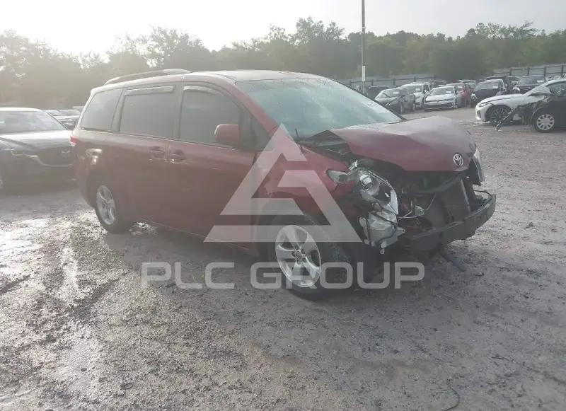 2014 Toyota SIENNA фото