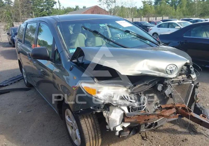 2014 Toyota SIENNA фото