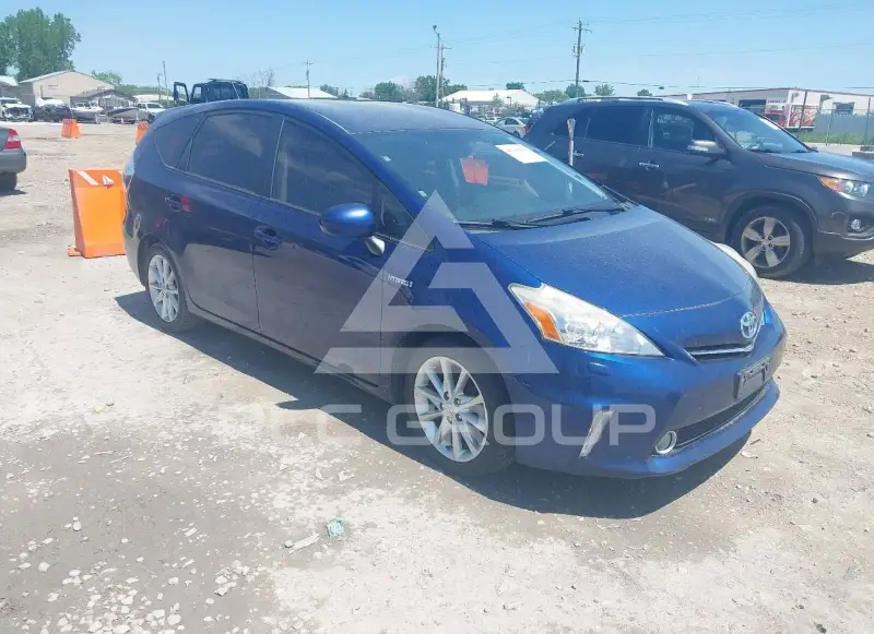 2014 Toyota PRIUS фото