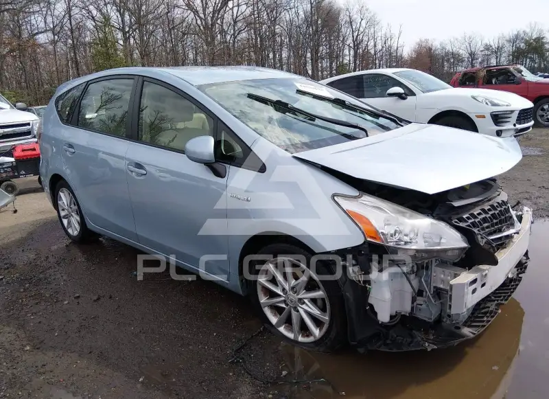 2014 Toyota PRIUS фото