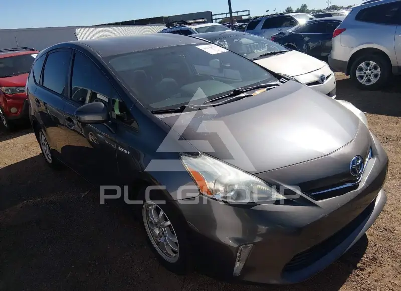 2014 Toyota PRIUS photo