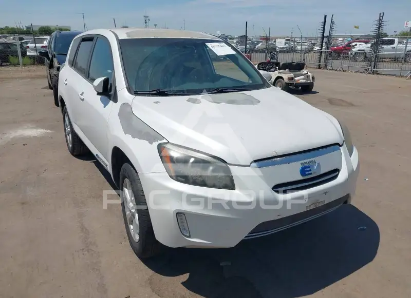 2014 Toyota RAV4 фото