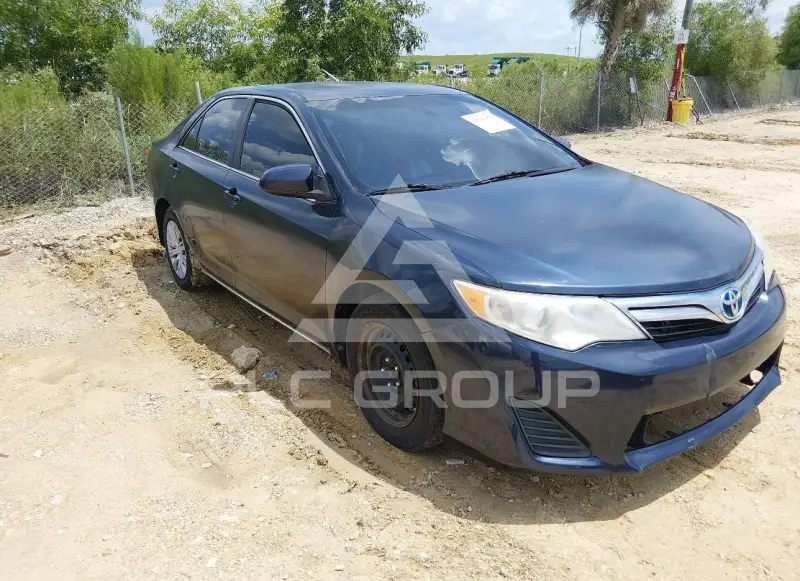 2014 Toyota CAMRY фото