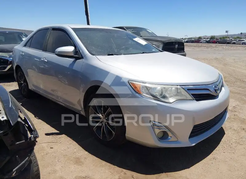 2014 Toyota CAMRY фото