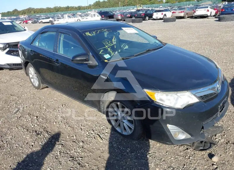 2014 Toyota CAMRY фото