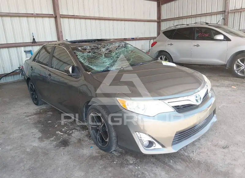 2014 Toyota CAMRY фото