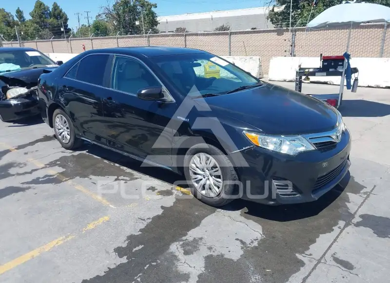 2014 Toyota CAMRY photo