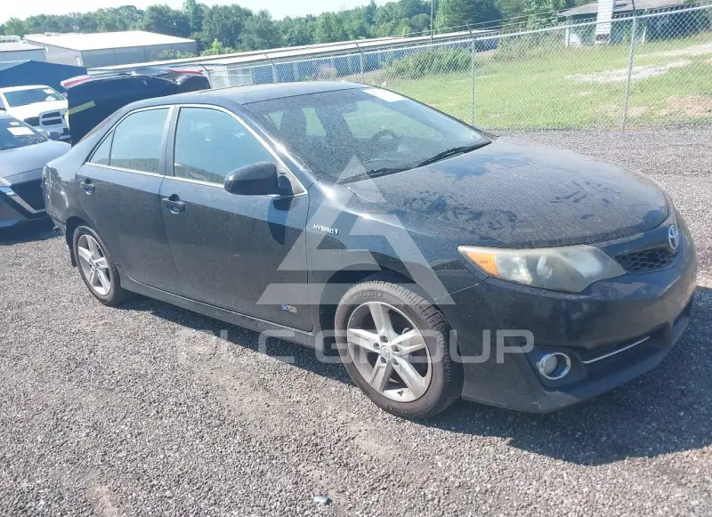 2014 Toyota CAMRY фото
