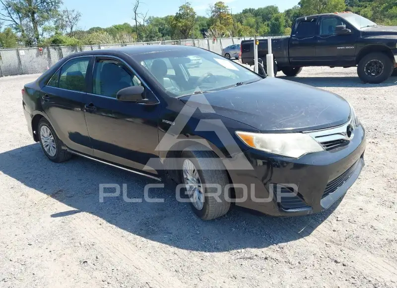2014 Toyota CAMRY фото