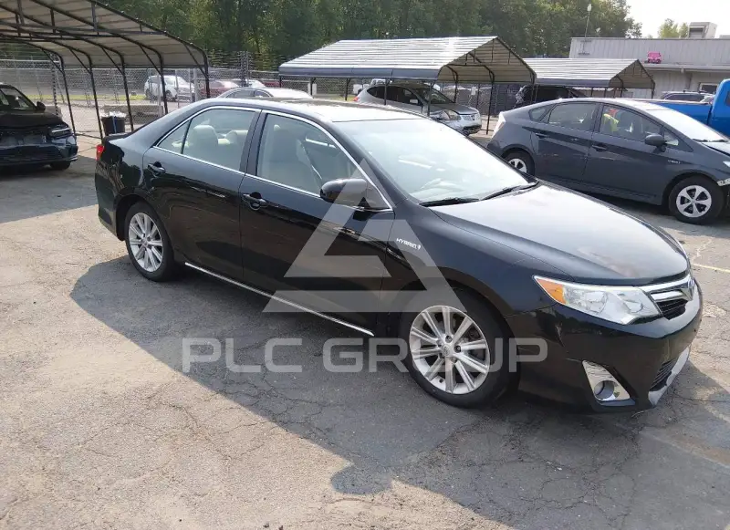 2014 Toyota CAMRY фото