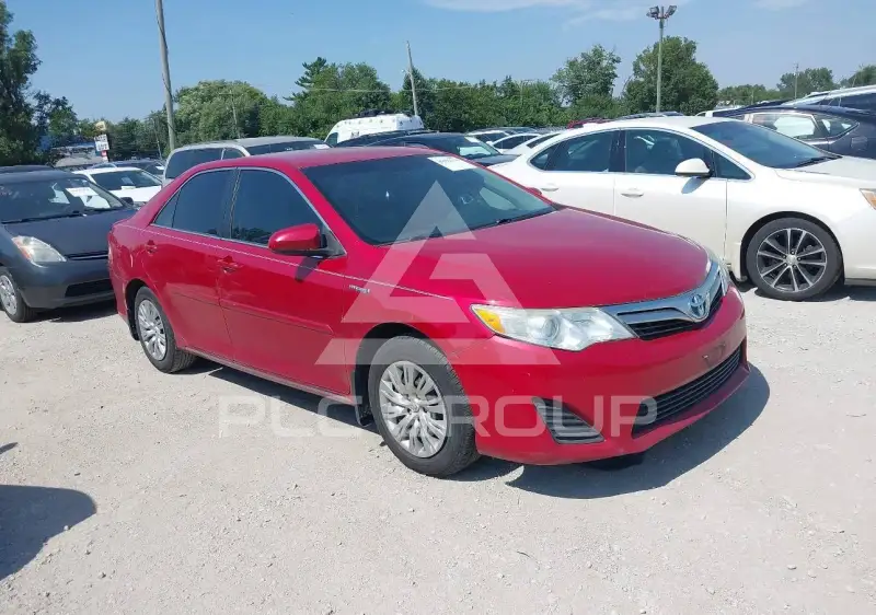 2014 Toyota CAMRY фото
