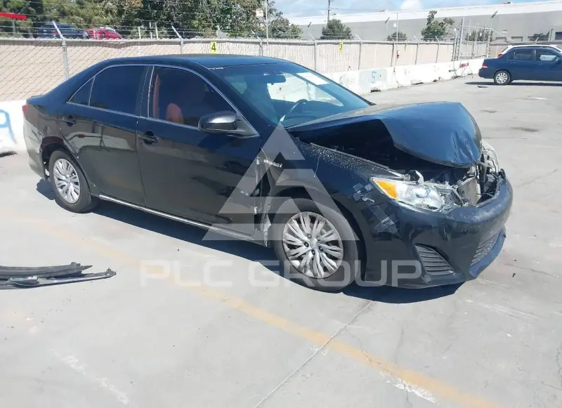 2014 Toyota CAMRY photo