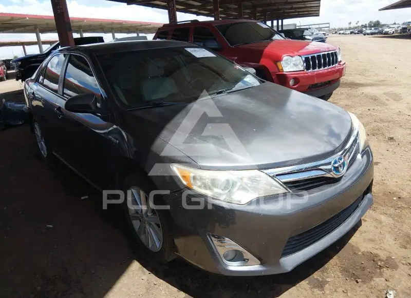 2014 Toyota CAMRY фото