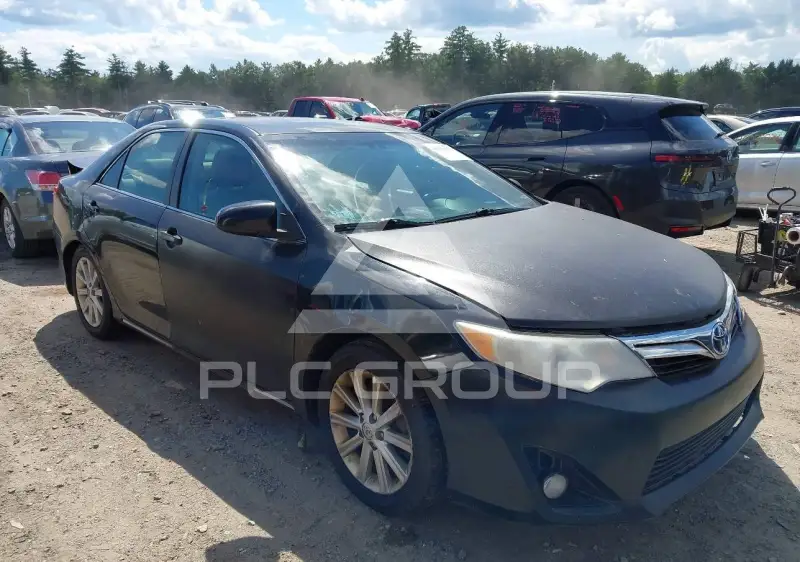 2014 Toyota CAMRY фото