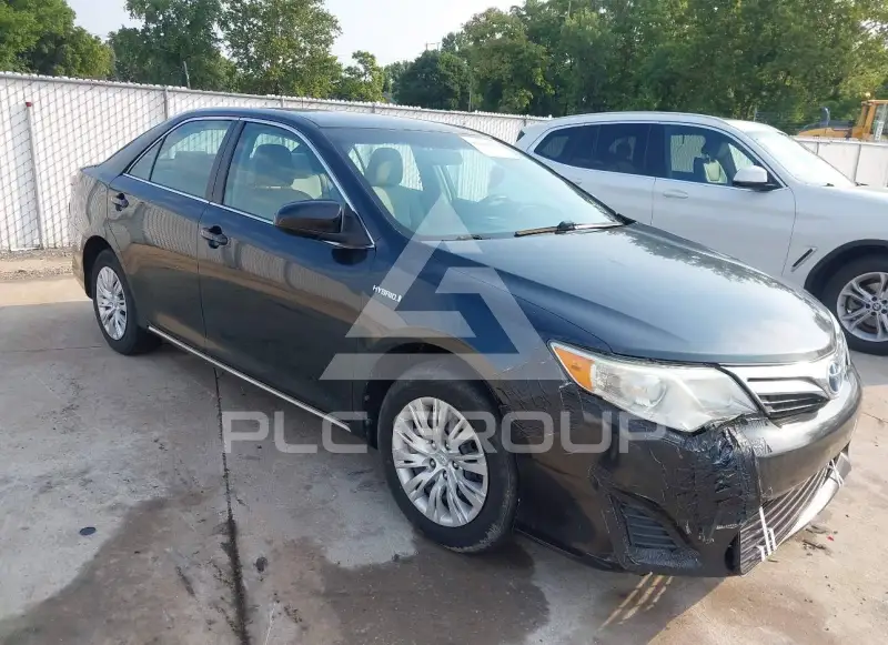 2014 Toyota CAMRY фото