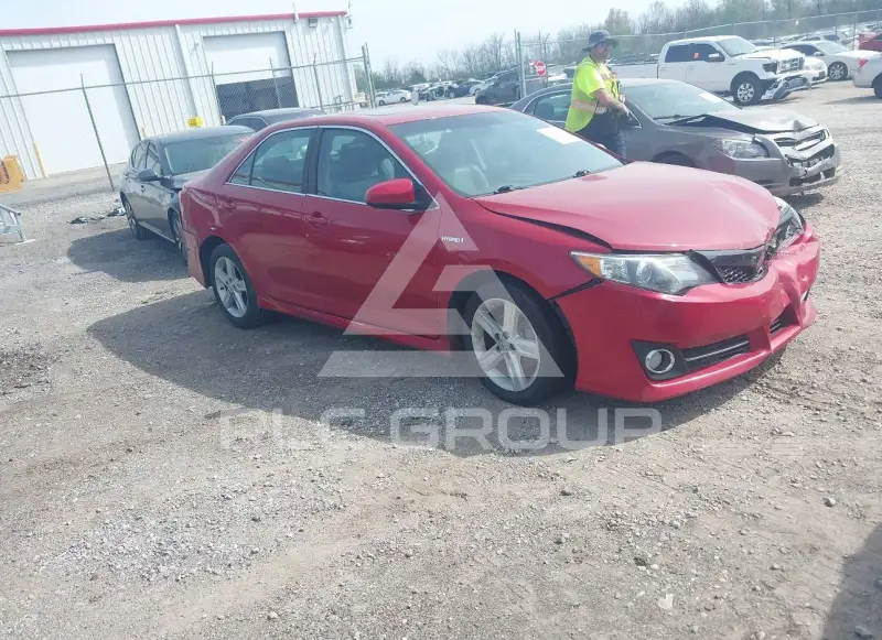 2014 Toyota CAMRY фото