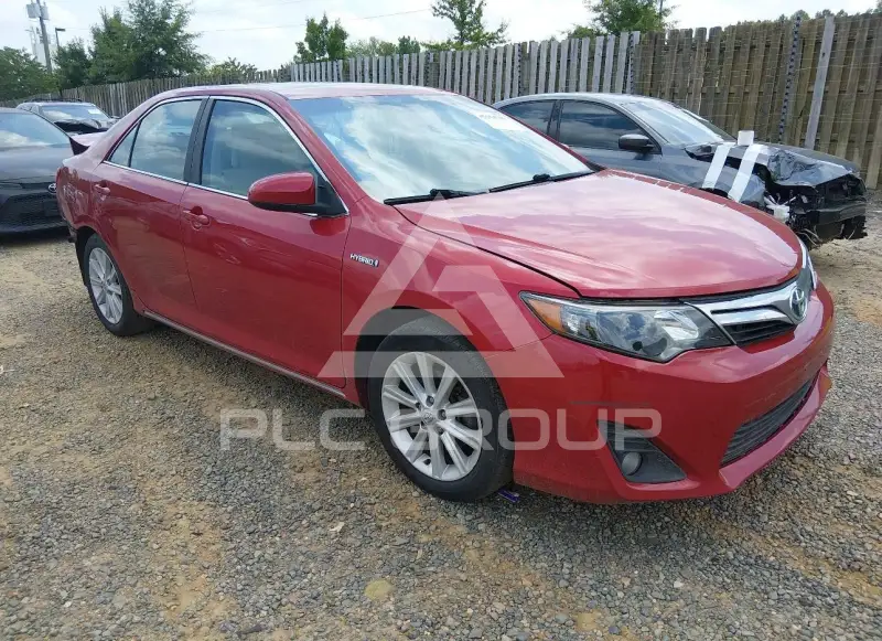 2014 Toyota CAMRY фото