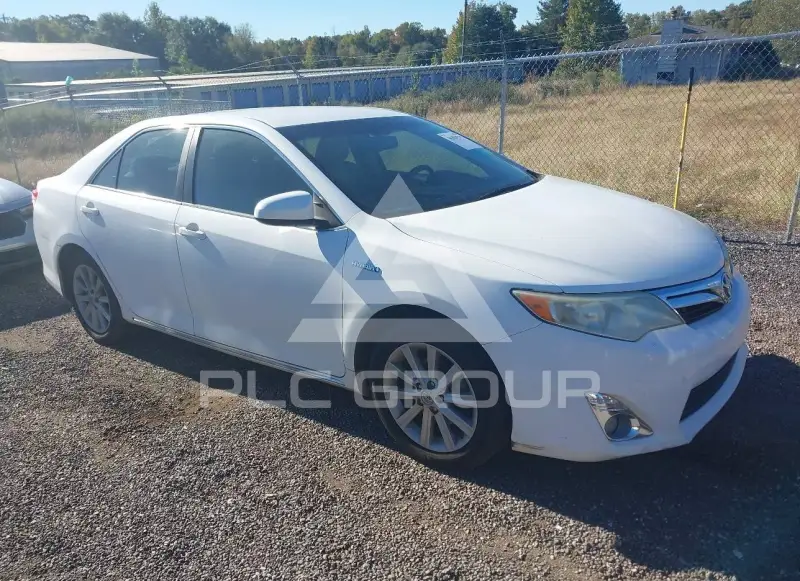 2014 Toyota CAMRY фото