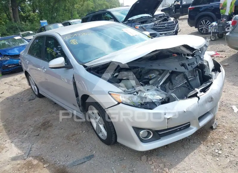 2014 Toyota CAMRY фото