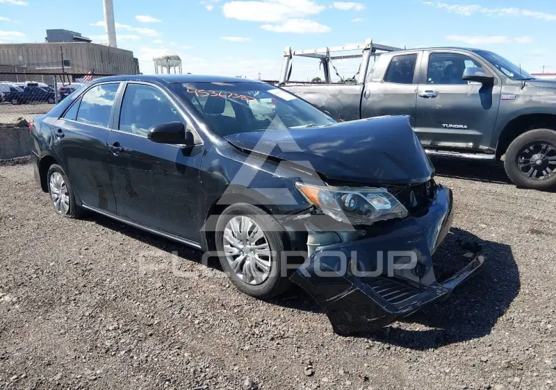 2014 Toyota CAMRY photo