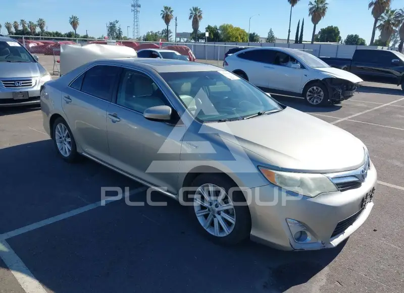 2014 Toyota CAMRY photo