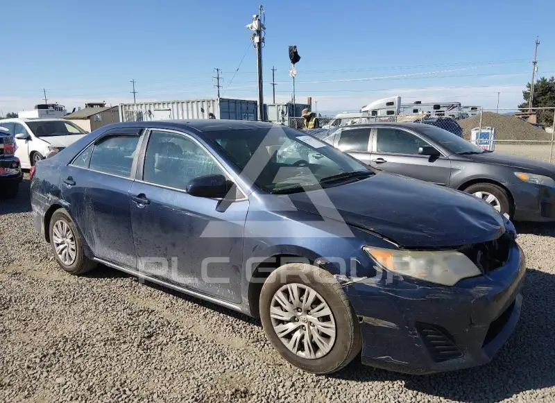 2014 Toyota CAMRY фото