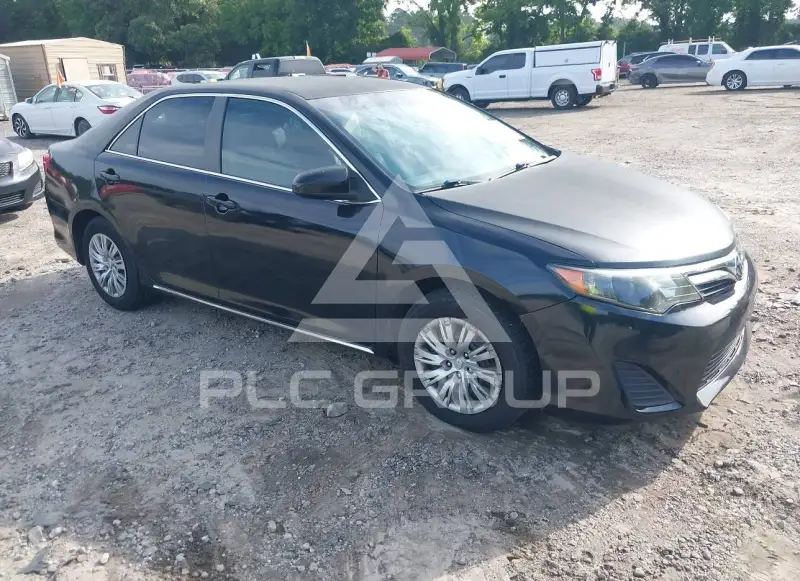 2014 Toyota CAMRY фото