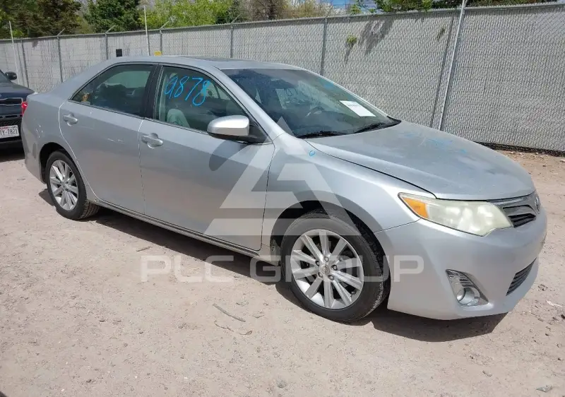 2014 Toyota CAMRY фото