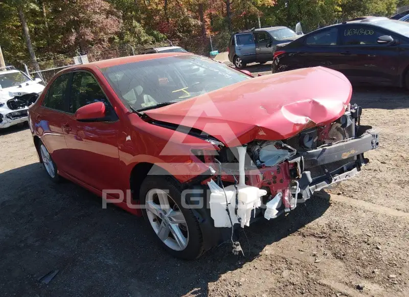 2014 Toyota CAMRY photo