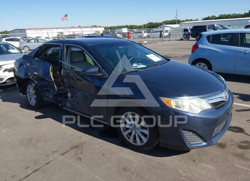 2014 Toyota CAMRY фото