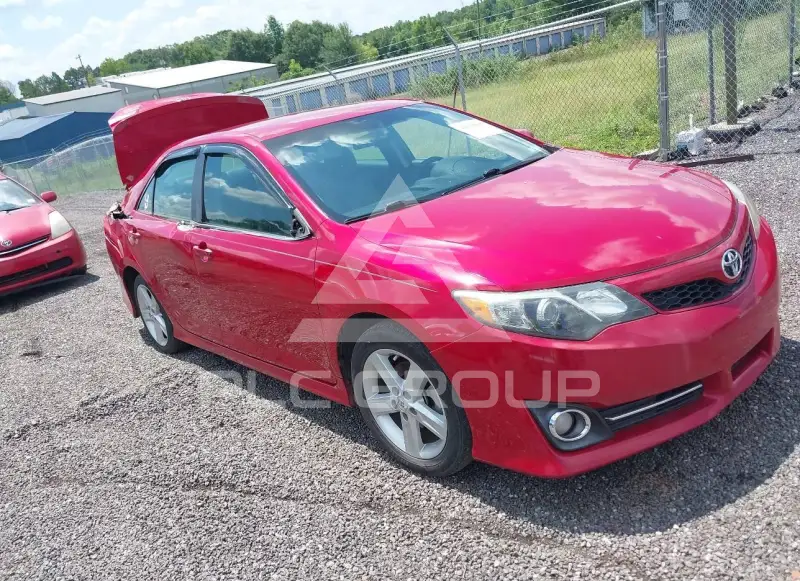 2014 Toyota CAMRY фото